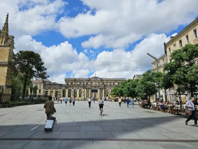courtyard in Bordeaux