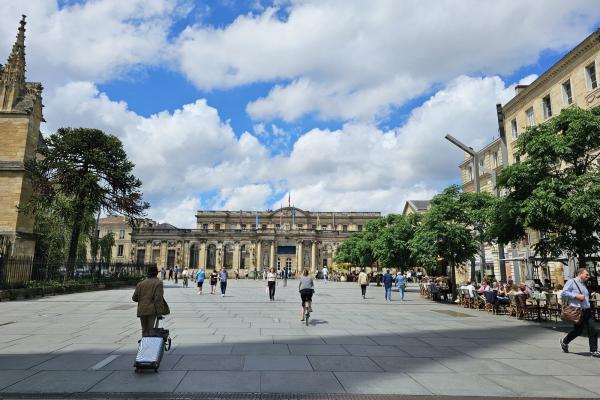 courtyard in Bordeaux