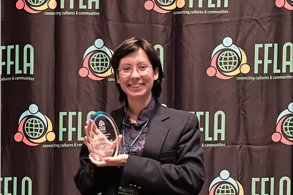 michelle receives award